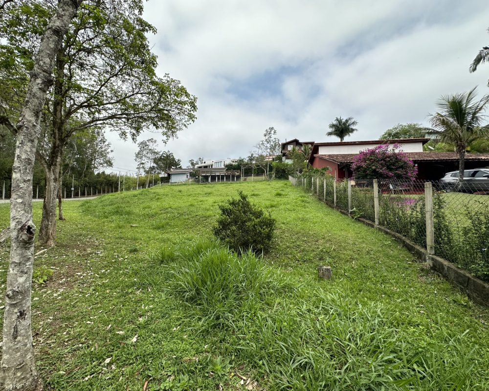 20231003_140642626_iOS