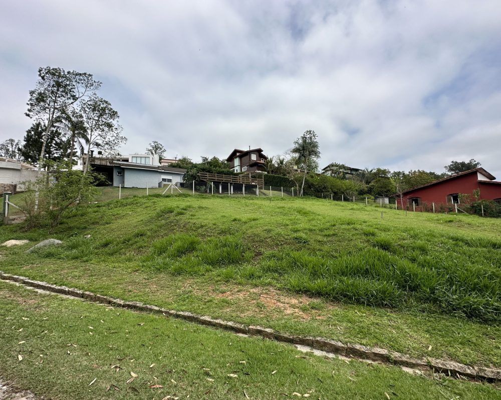 20231003_140820536_iOS