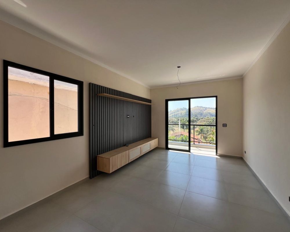 CASA NOVA CONDOMÍNIO GUARAREMA (1)