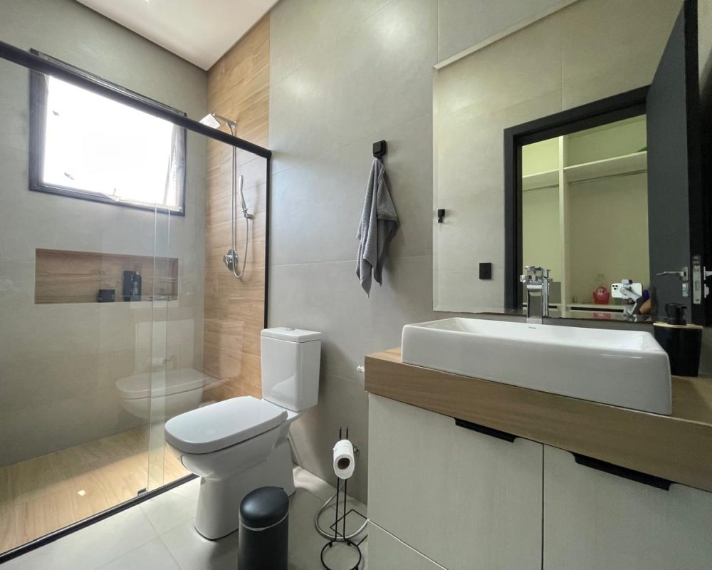 Casa de alto padrão em condomínio (10)