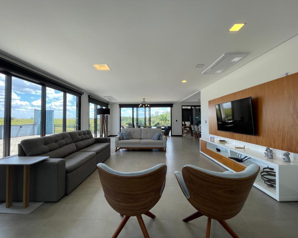 Casa de alto padrão em condomínio (16)