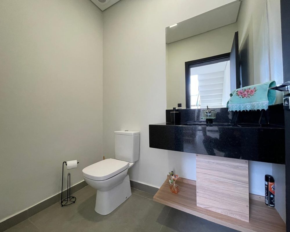 Casa de alto padrão em condomínio (17)