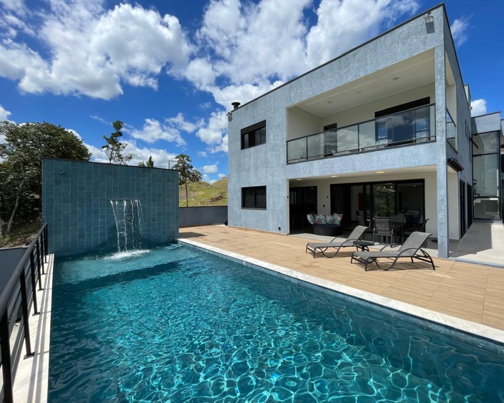 Casa de alto padrão em condomínio (19)