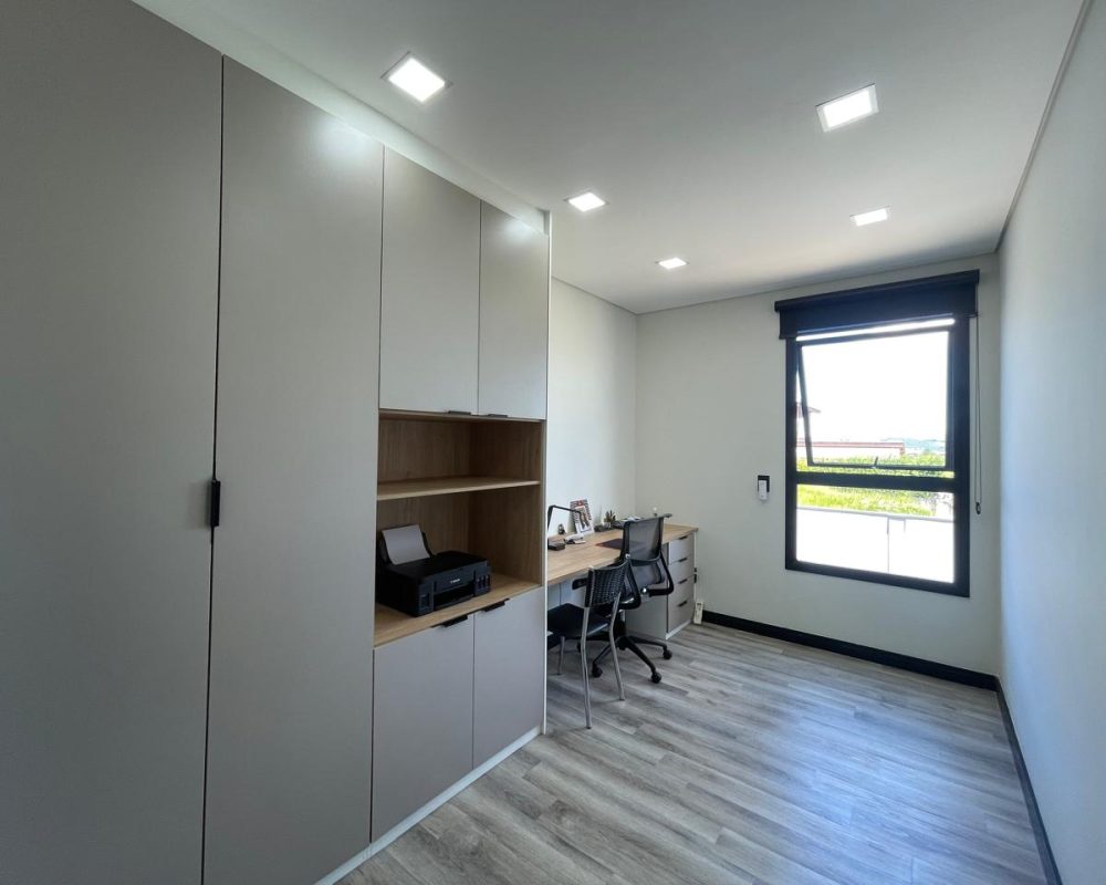 Casa de alto padrão em condomínio (4)