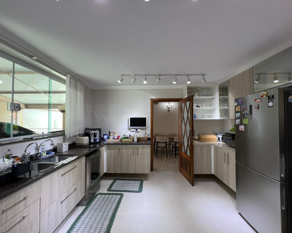 Casa no Centro de Guararema (11)