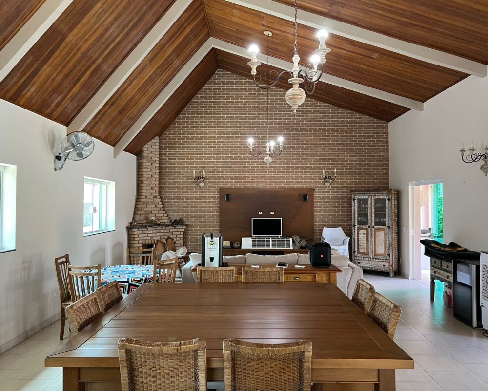 Casa no Centro de Guararema (2)