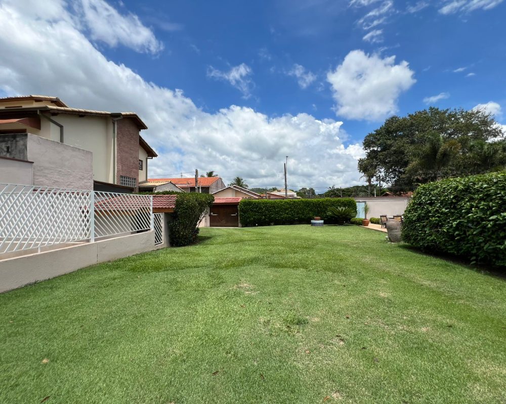 Casa no Centro de Guararema (21)