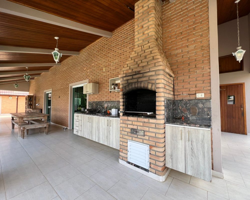 Casa no Centro de Guararema (22)