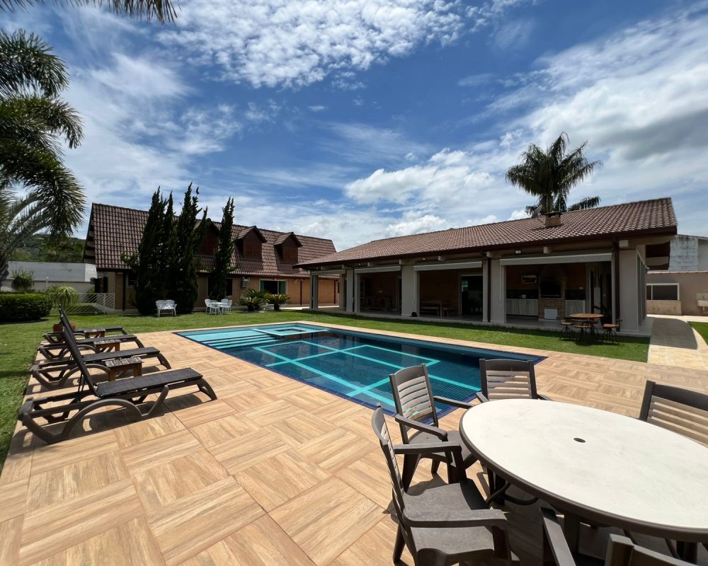 Casa no Centro de Guararema (24)