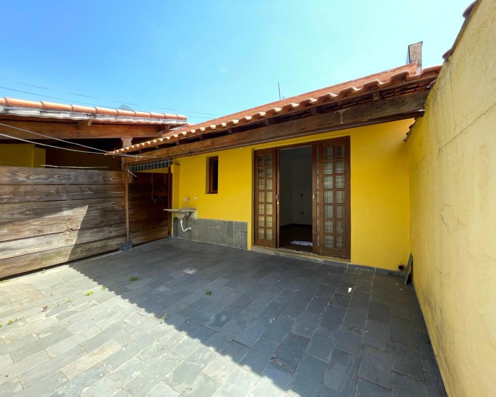 Casa no centro de Guararema (12)