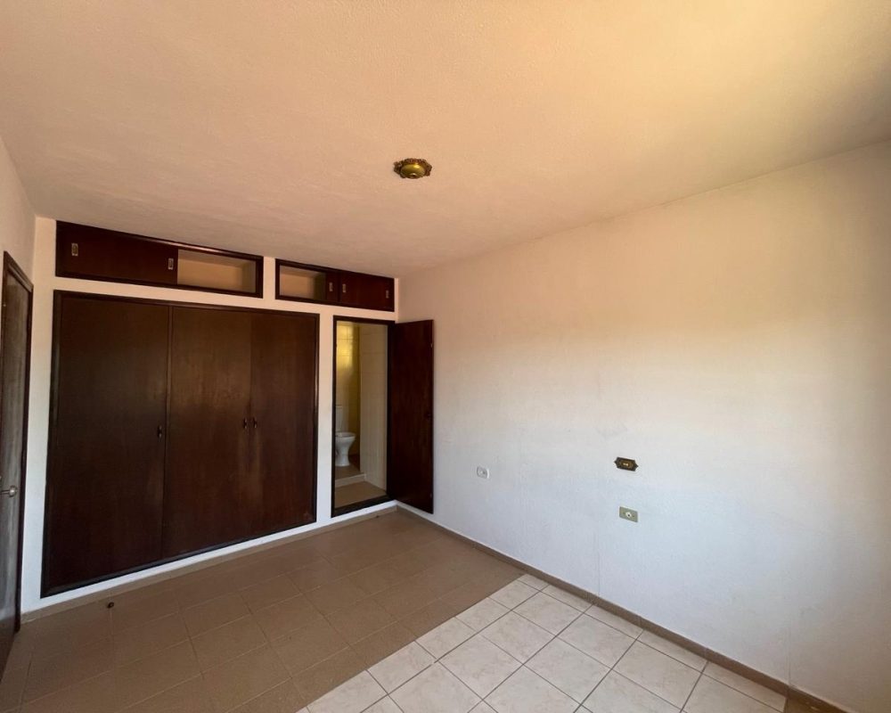 Casa no centro de Guararema (15)