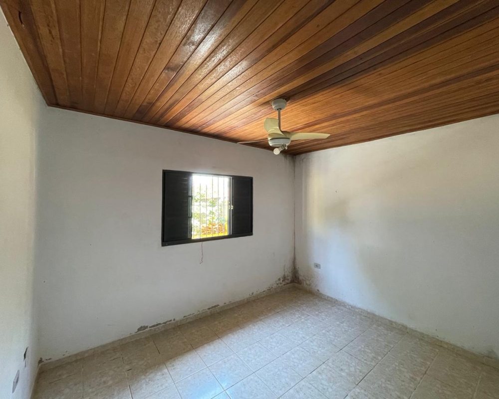 Casa no centro de Guararema (19)