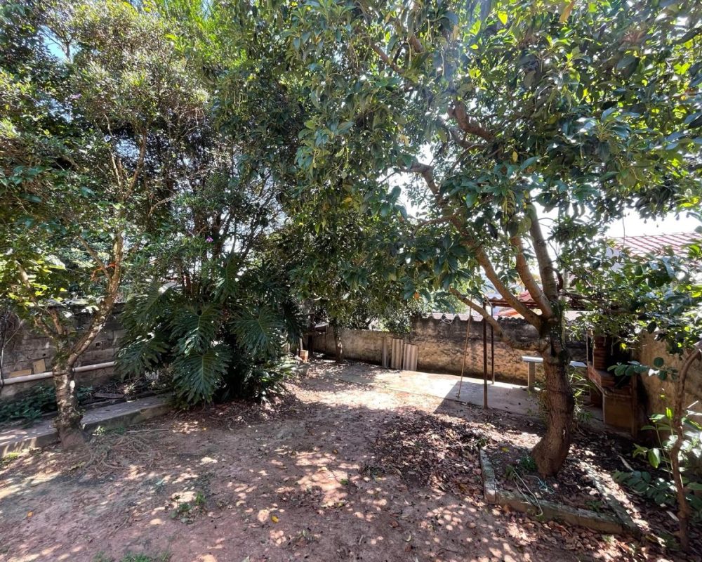 Casa no centro de Guararema (21)