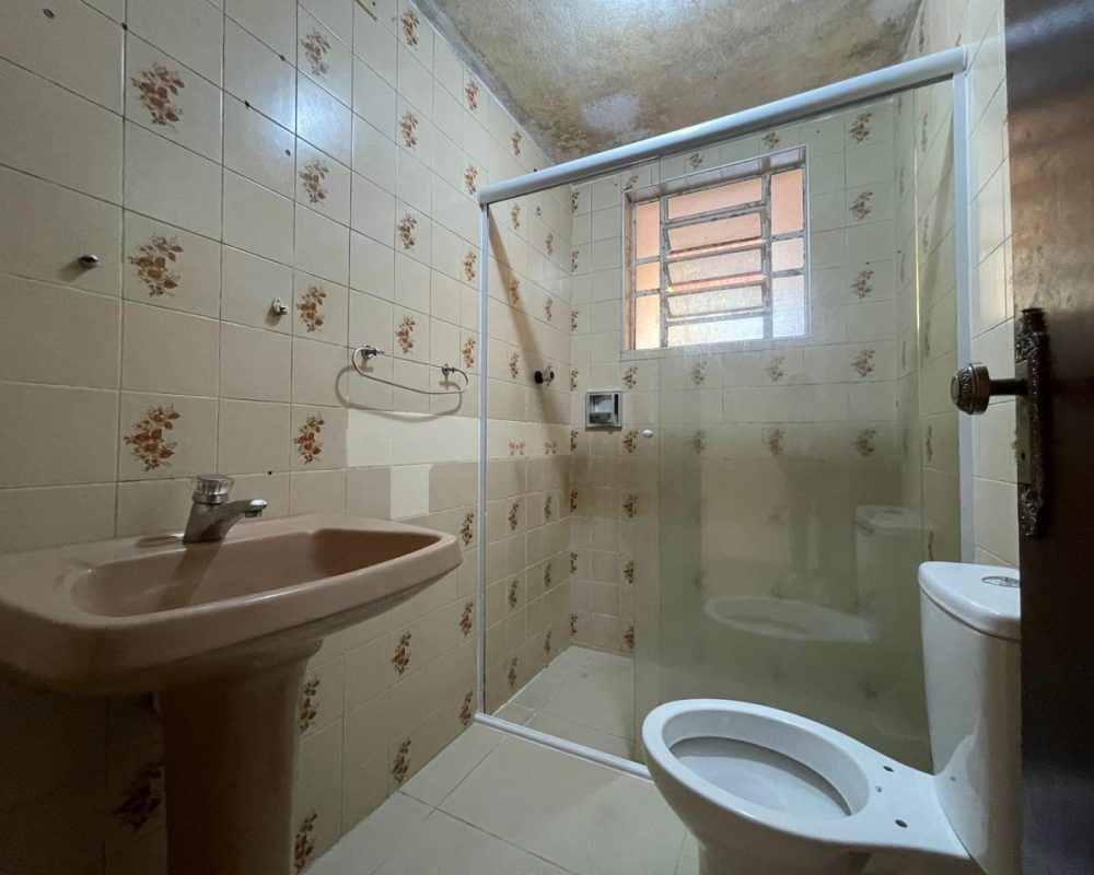 Casa no centro de Guararema (6)