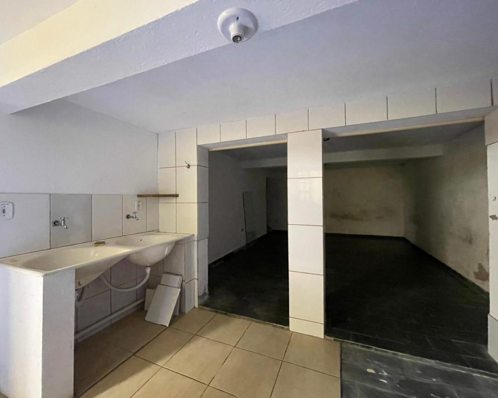 Casa no centro de Guararema (9)