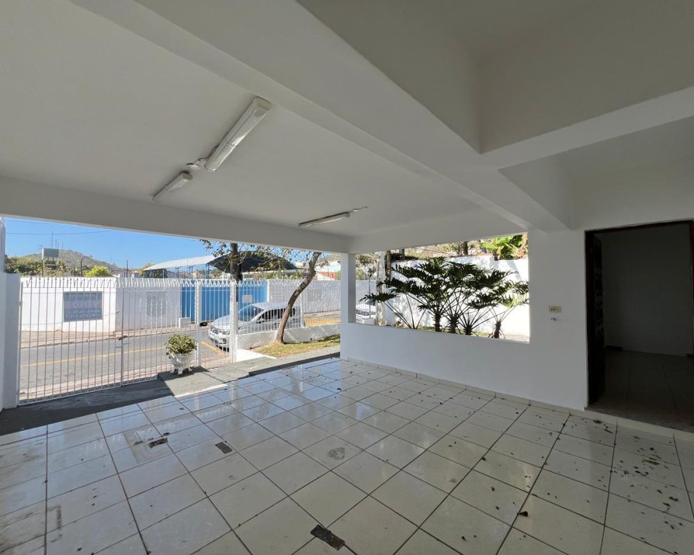 Casa_Centro_Guararema (1)