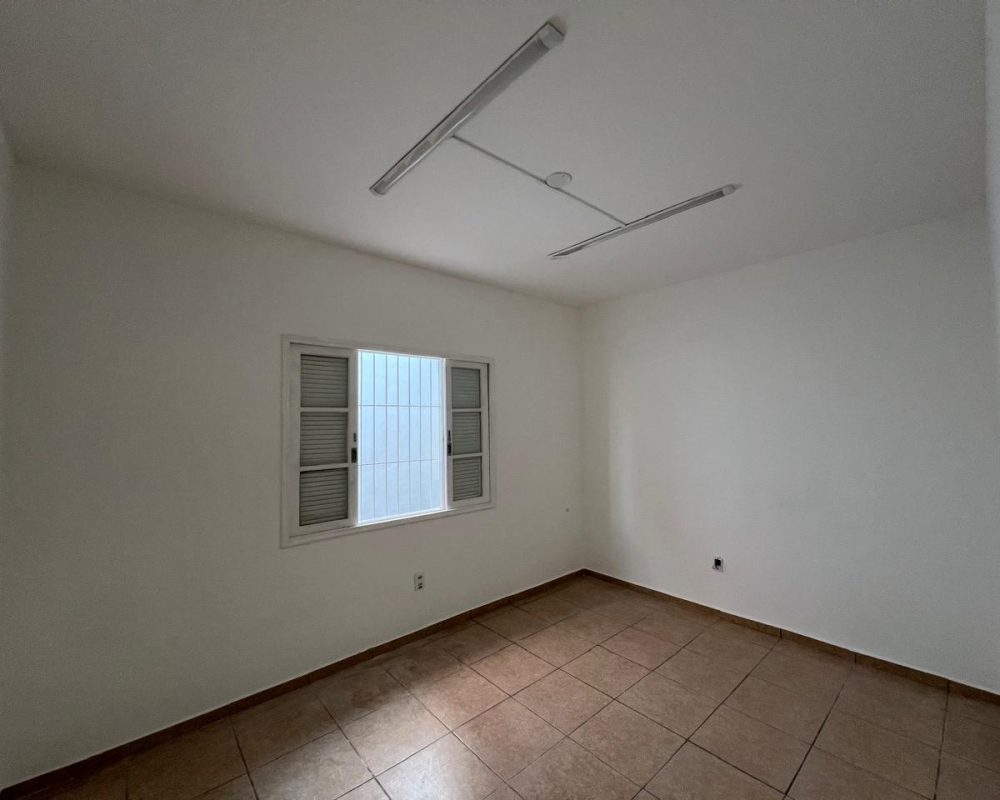 Casa_Centro_Guararema (4)