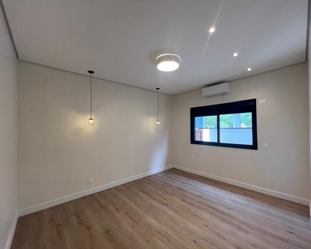 Casa_Condomínio_Chácara_Guararema (35)