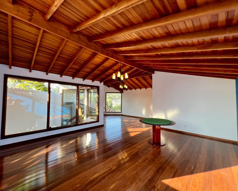 Casa_Guararema_Condomínio (10)