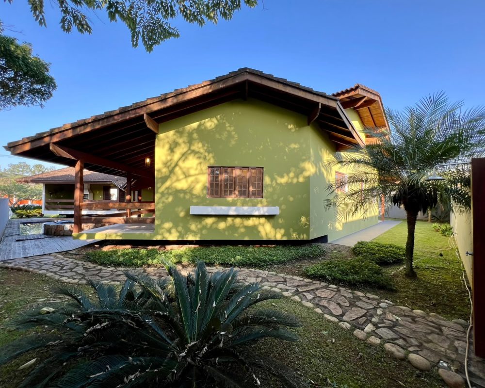 Casa_Guararema_Condomínio (18)