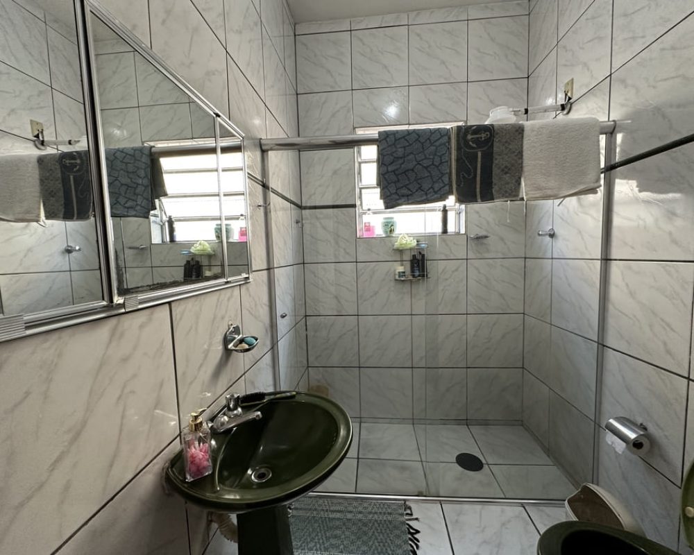 Casa_no_centro_de_Guararema_11M20230523_170706596_iOS