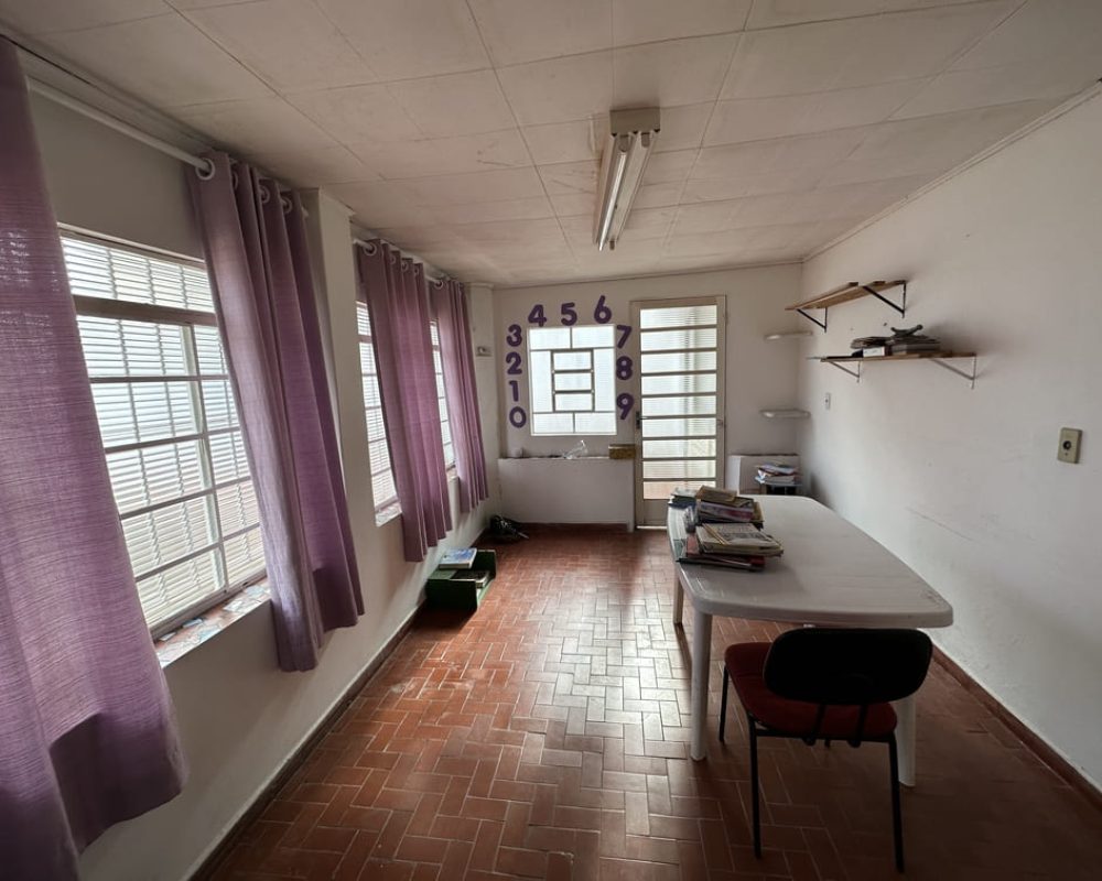 Casa_no_centro_de_Guararema_11M20230523_170833542_iOS