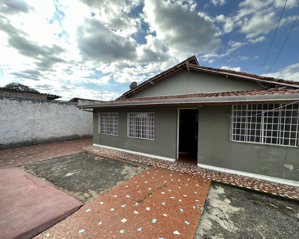 Casa_no_centro_de_Guararema_11M20230523_170852444_iOS