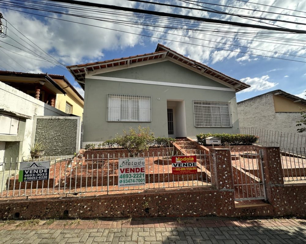 Casa_no_centro_de_Guararema_11M20230523_171849529_iOS