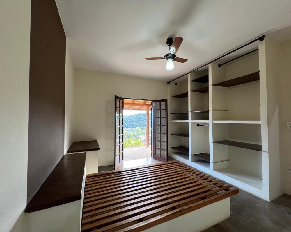 Chácara em Guararema (18)