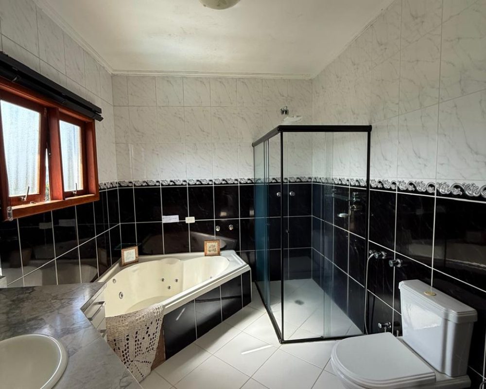 Condomínio Alpes (12)