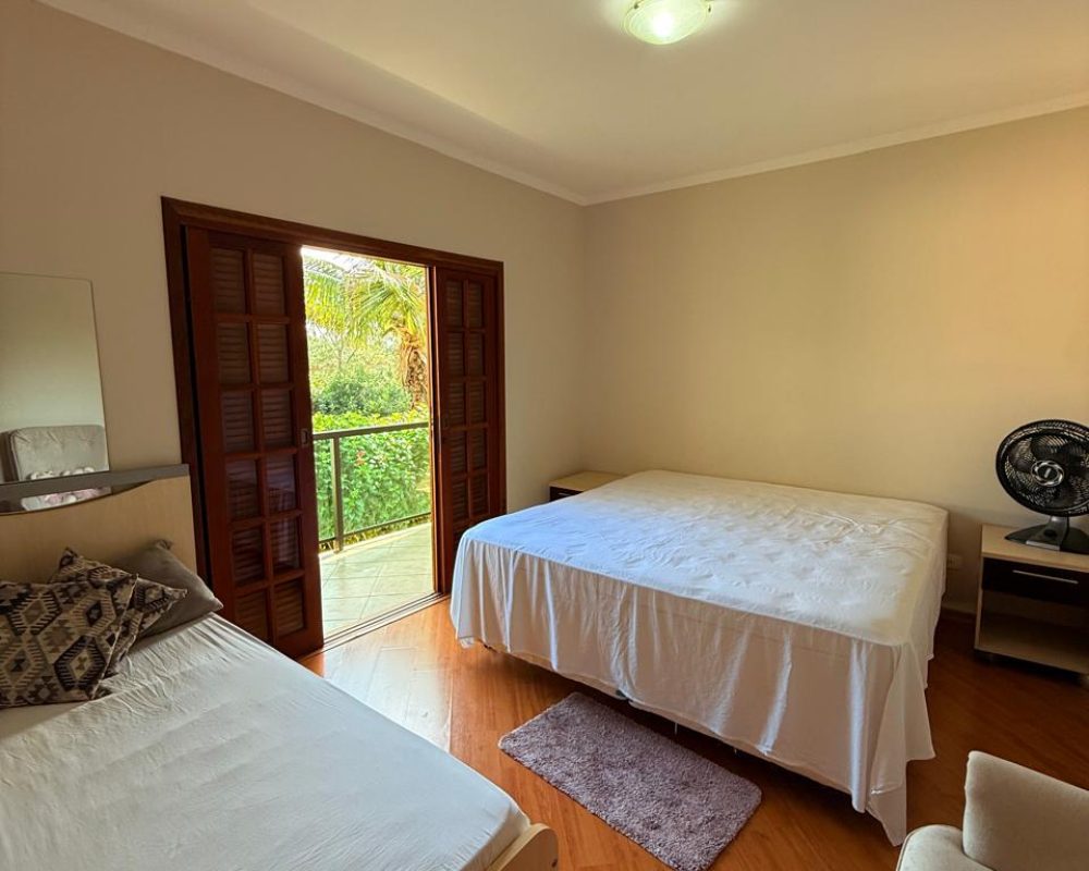 Condomínio Alpes (7)