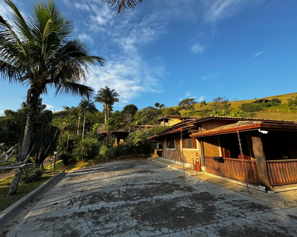 Sítio em Guararema (17)