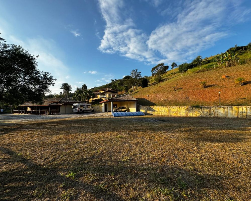 Sítio em Guararema (26)