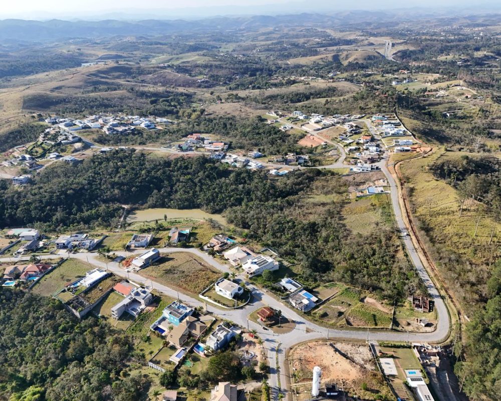 Terreno Condomínio Lago Dourado (3)