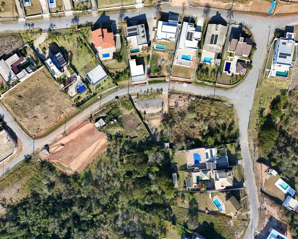 Terreno Condomínio Lago Dourado (7)