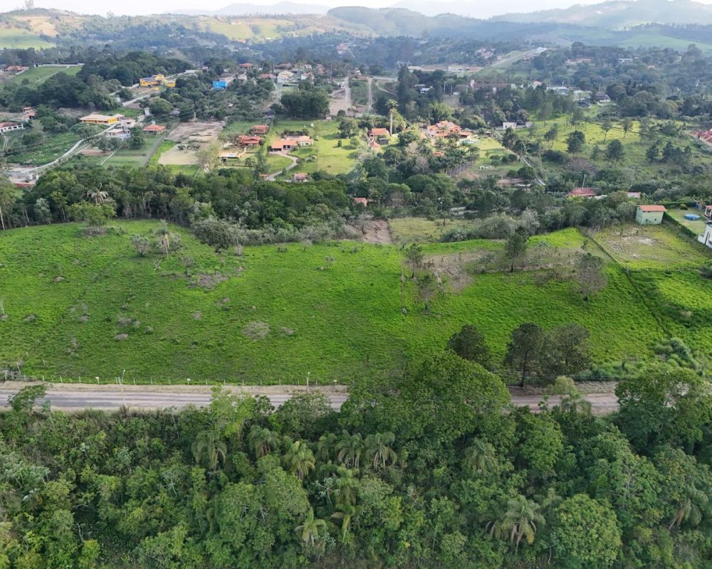 Terreno Guararema (3)