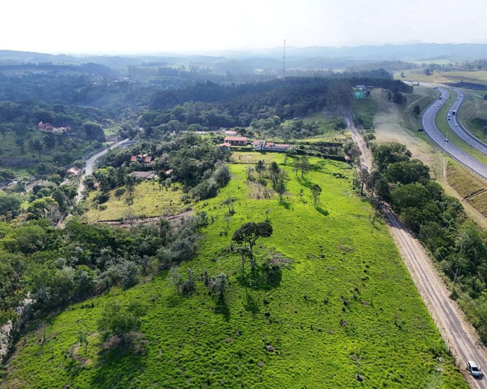 Terreno Guararema (4)