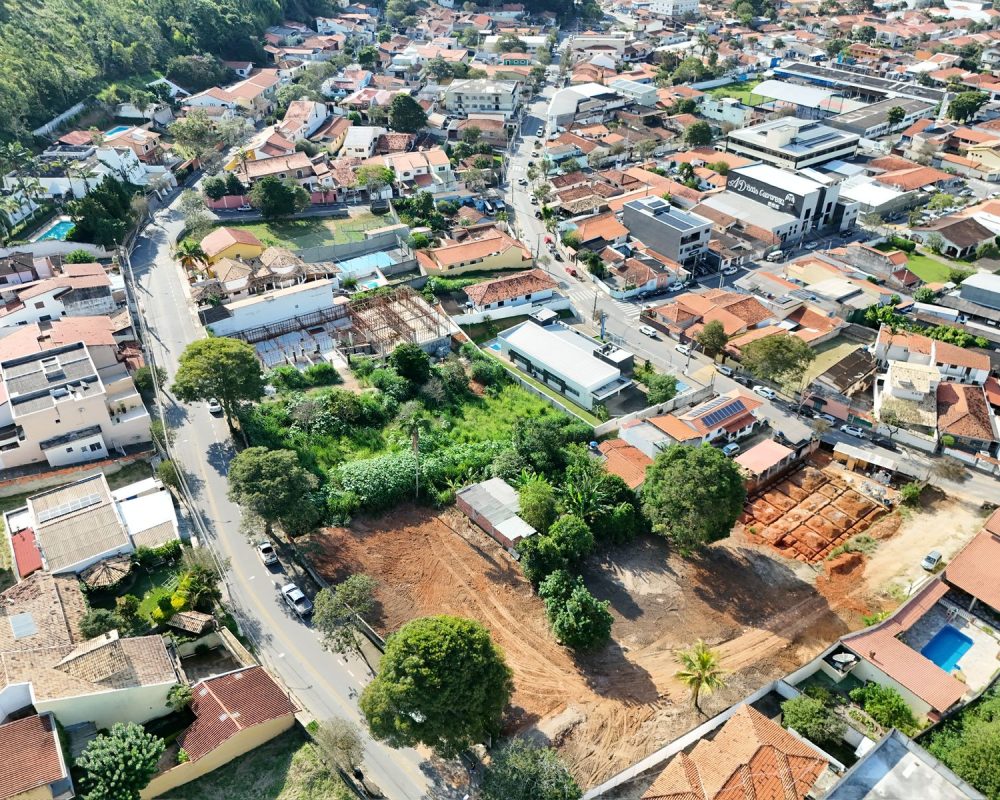 Terrenos Centro Guararema (2)