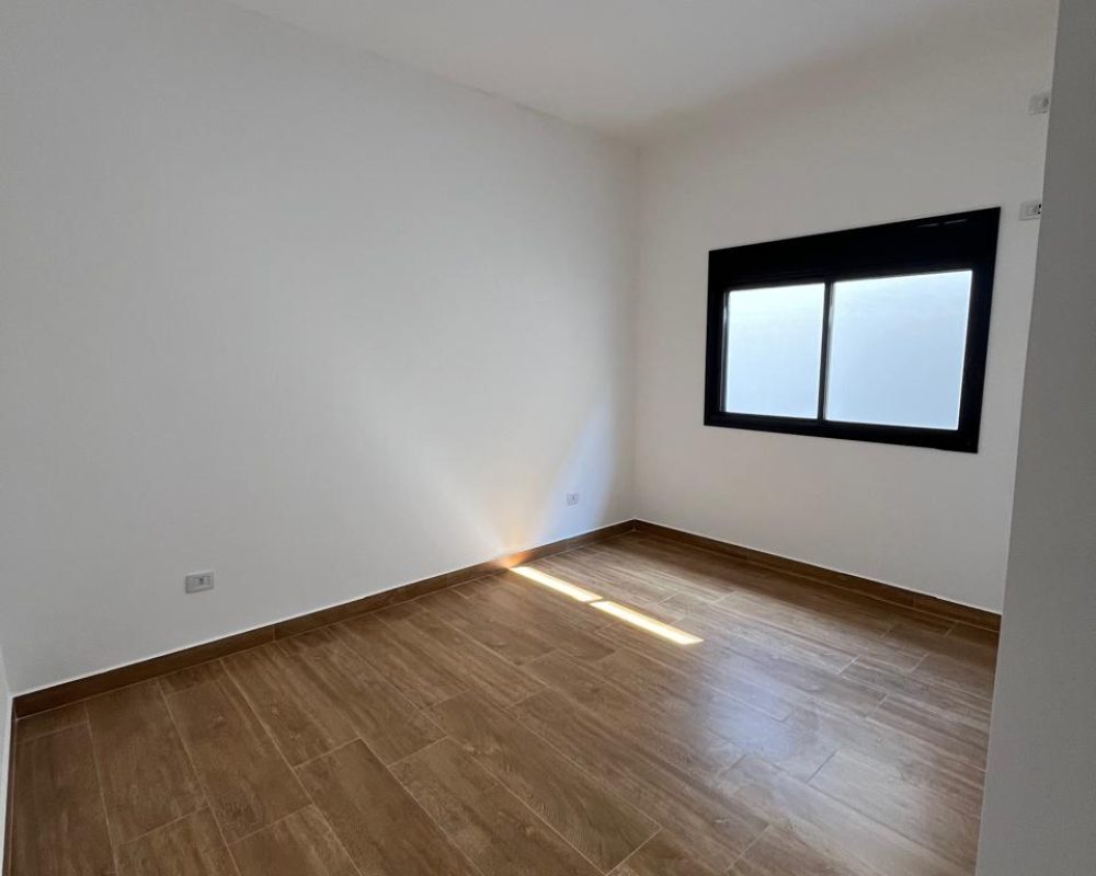 WhatsApp Image 2024-05-07 at 16.49.58 (3)