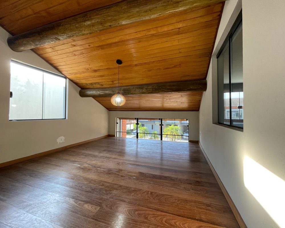 casa em condomínio guararema (10)