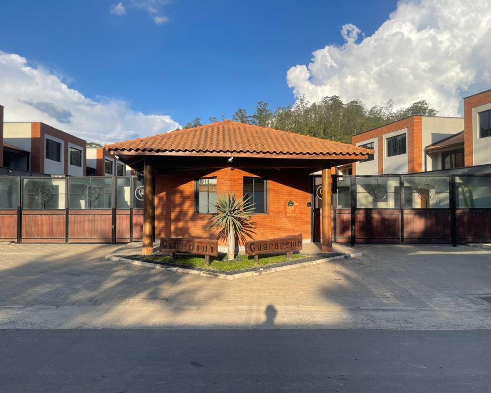 casa em condomínio guararema (12)