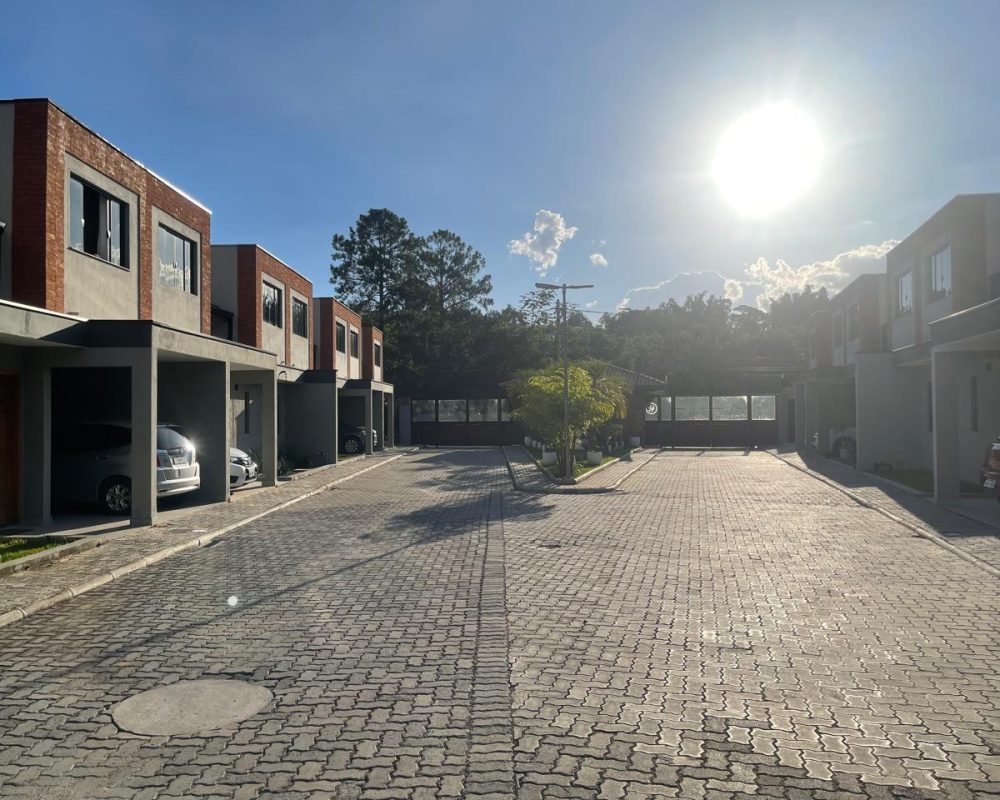 casa em condomínio guararema (14)